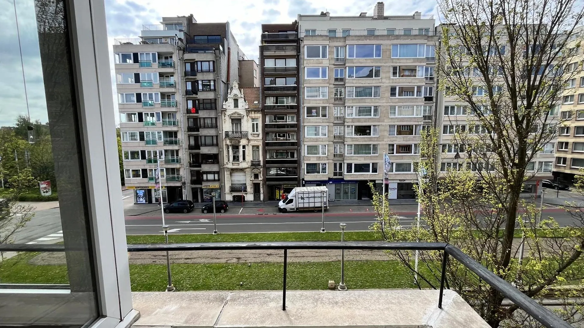Charming 2-Bedroom Apartment In The Heart Of Ostend T30 Belgium